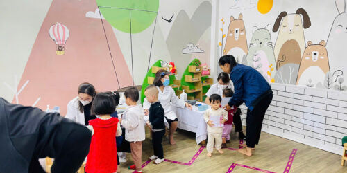 Khám sức khỏe định kỳ cho các bé năm học 2025 – 2026